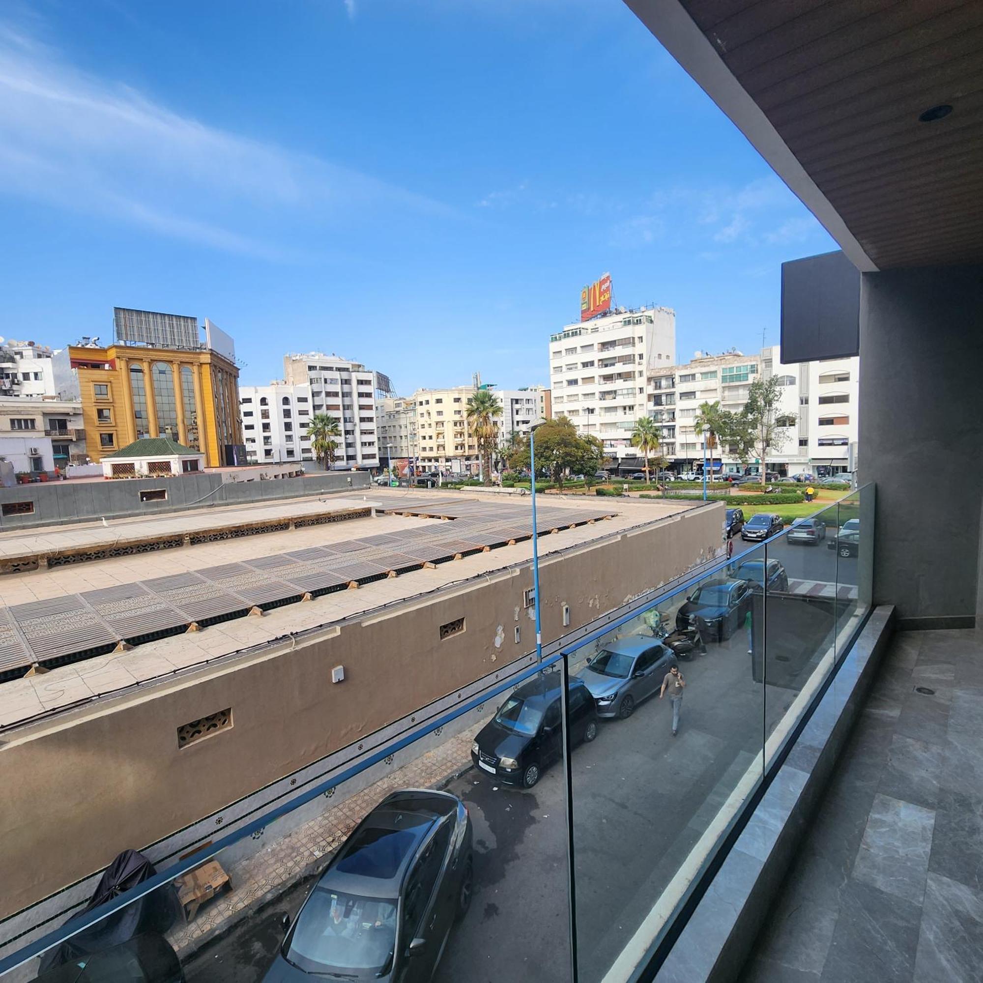 Apartment Spacieux Et Moderne Pres De Twin Center - Maarif *